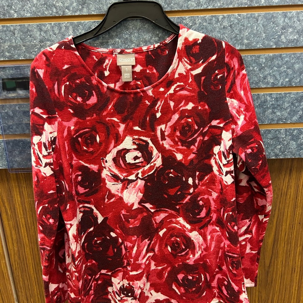 Chico's Red and Pink Floral Top